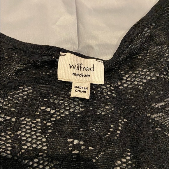 🩵Wilfred Lace Tank - Picture 3 of 4